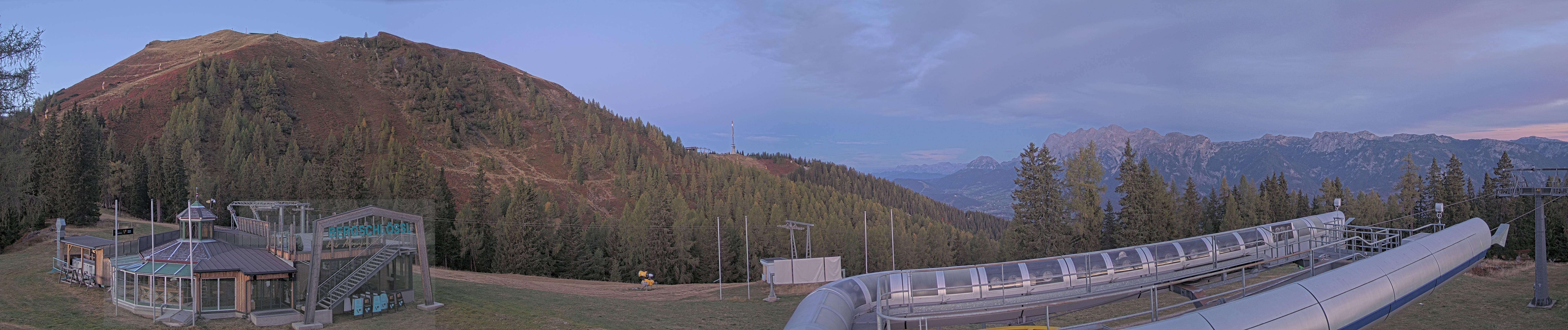 Archived image Webcam Top station Höfi Express II (1821 m)