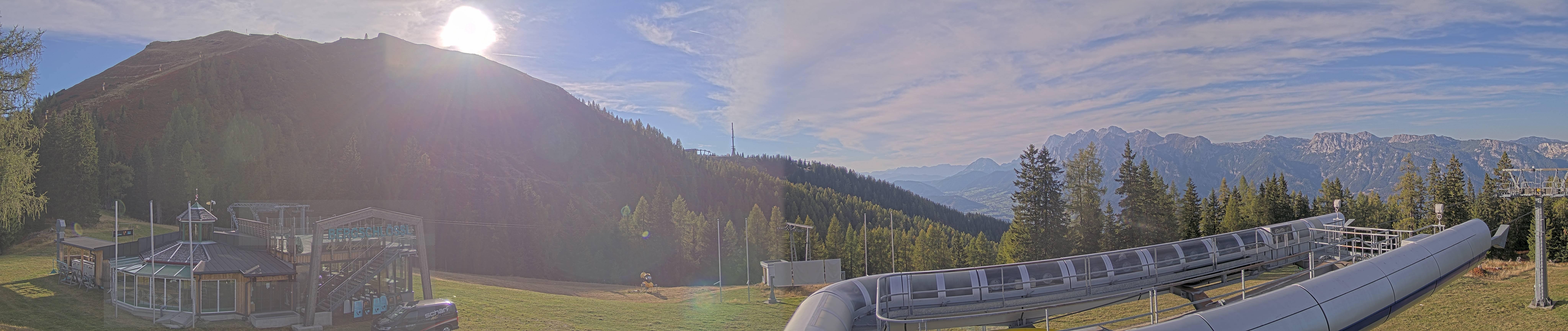 Archived image Webcam Top station Höfi Express II (1821 m)