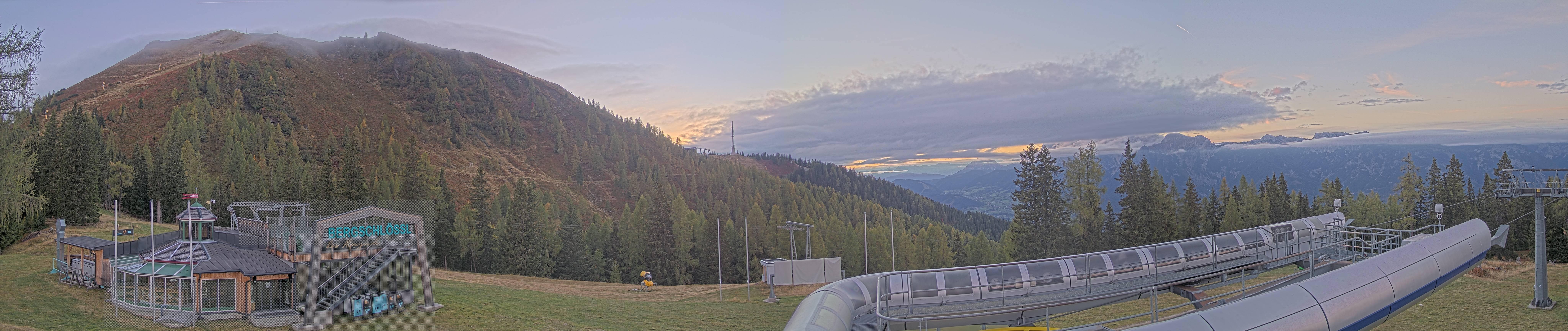 Archiv Foto Webcam Bergstation Höfi Express II (1821 m)