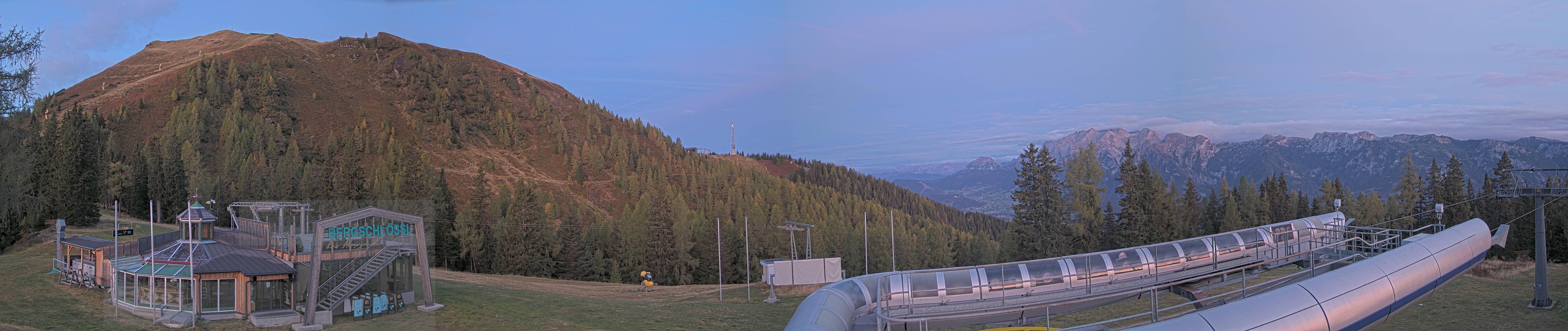 Archived image Webcam Top station Höfi Express II (1821 m)