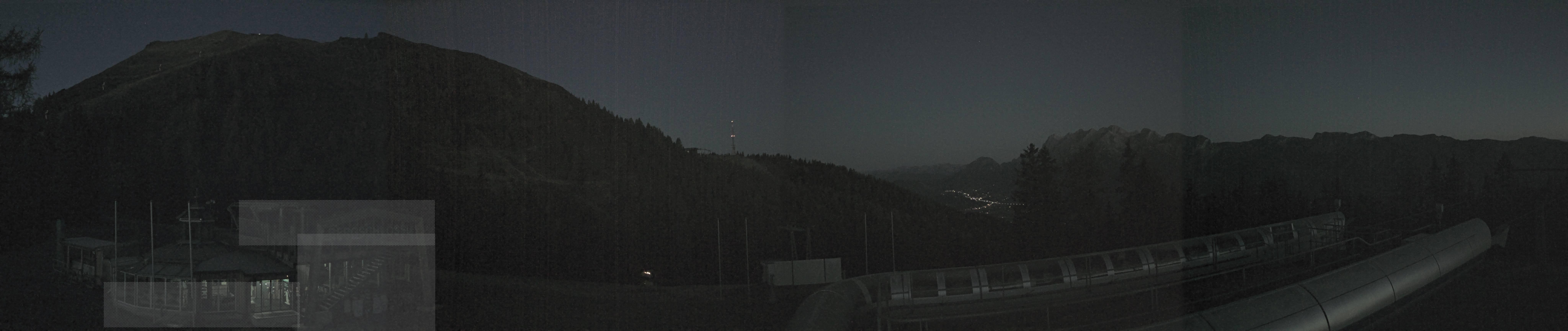 Archived image Webcam Top station Höfi Express II (1821 m)