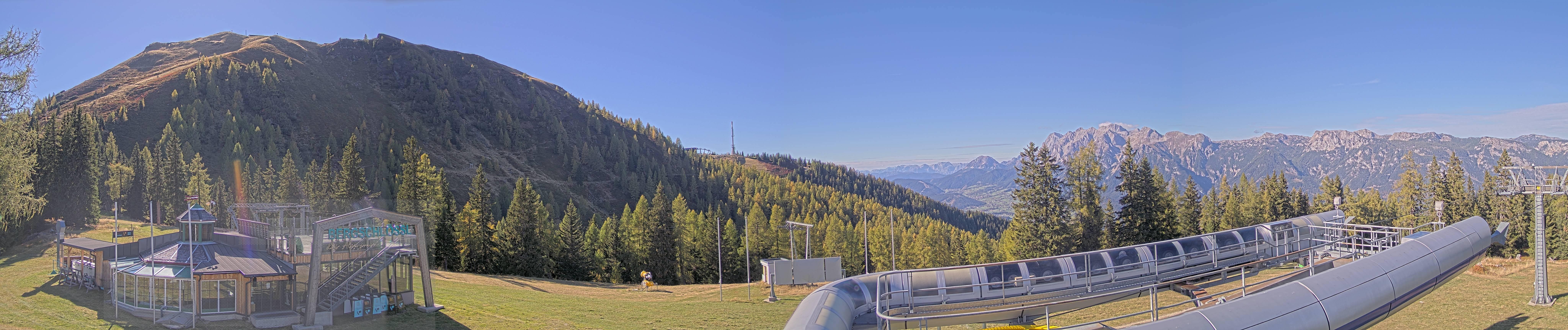 Archived image Webcam Top station Höfi Express II (1821 m)