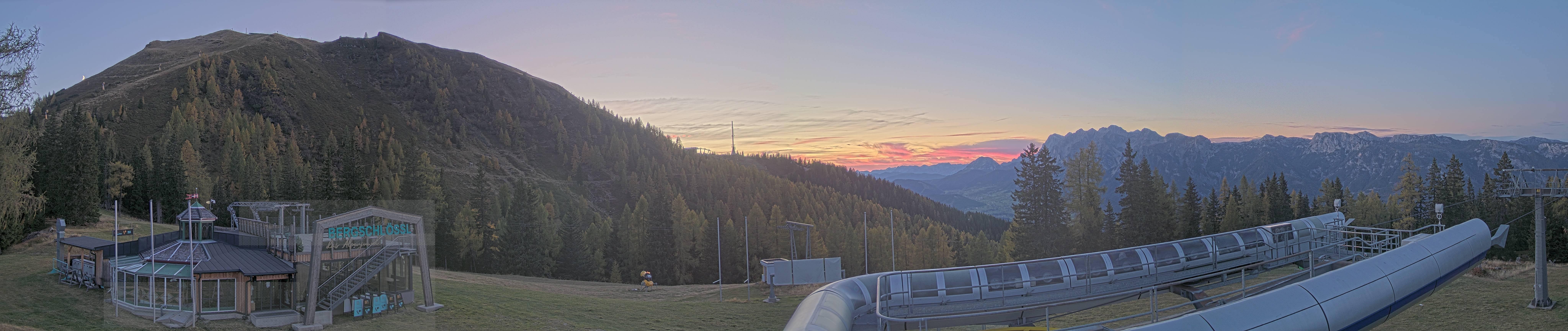 Archived image Webcam Top station Höfi Express II (1821 m)
