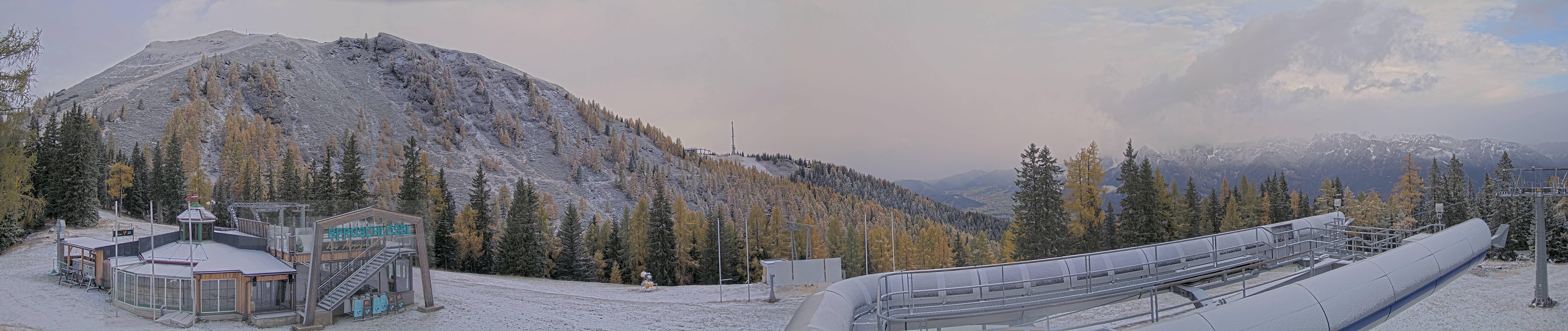 Archiv Foto Webcam Bergstation Höfi Express II (1821 m)