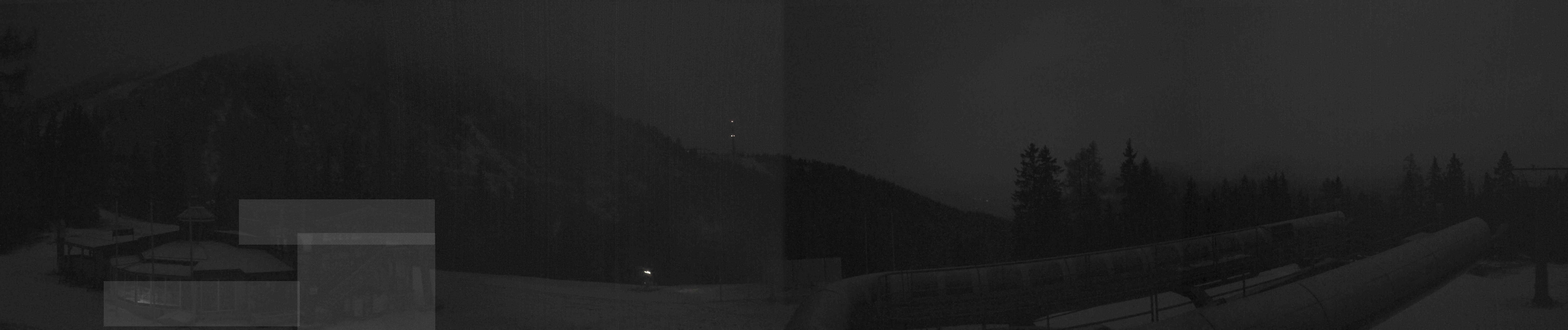 Archived image Webcam Top station Höfi Express II (1821 m)