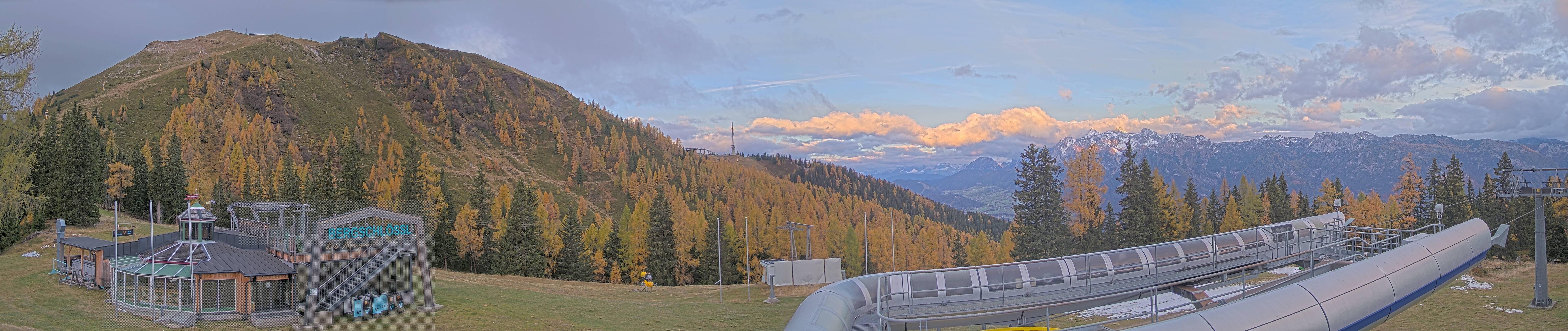 Archiv Foto Webcam Bergstation Höfi Express II (1821 m)