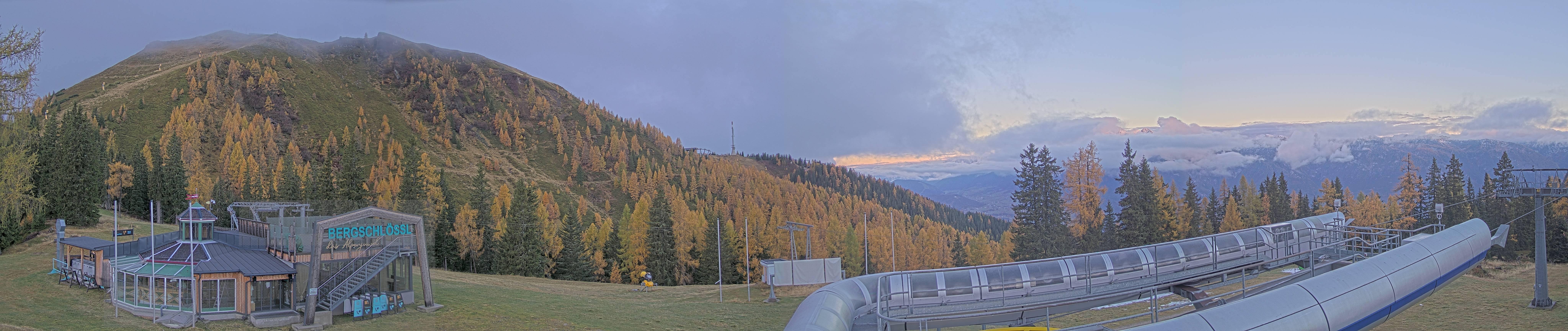 Archived image Webcam Top station Höfi Express II (1821 m)