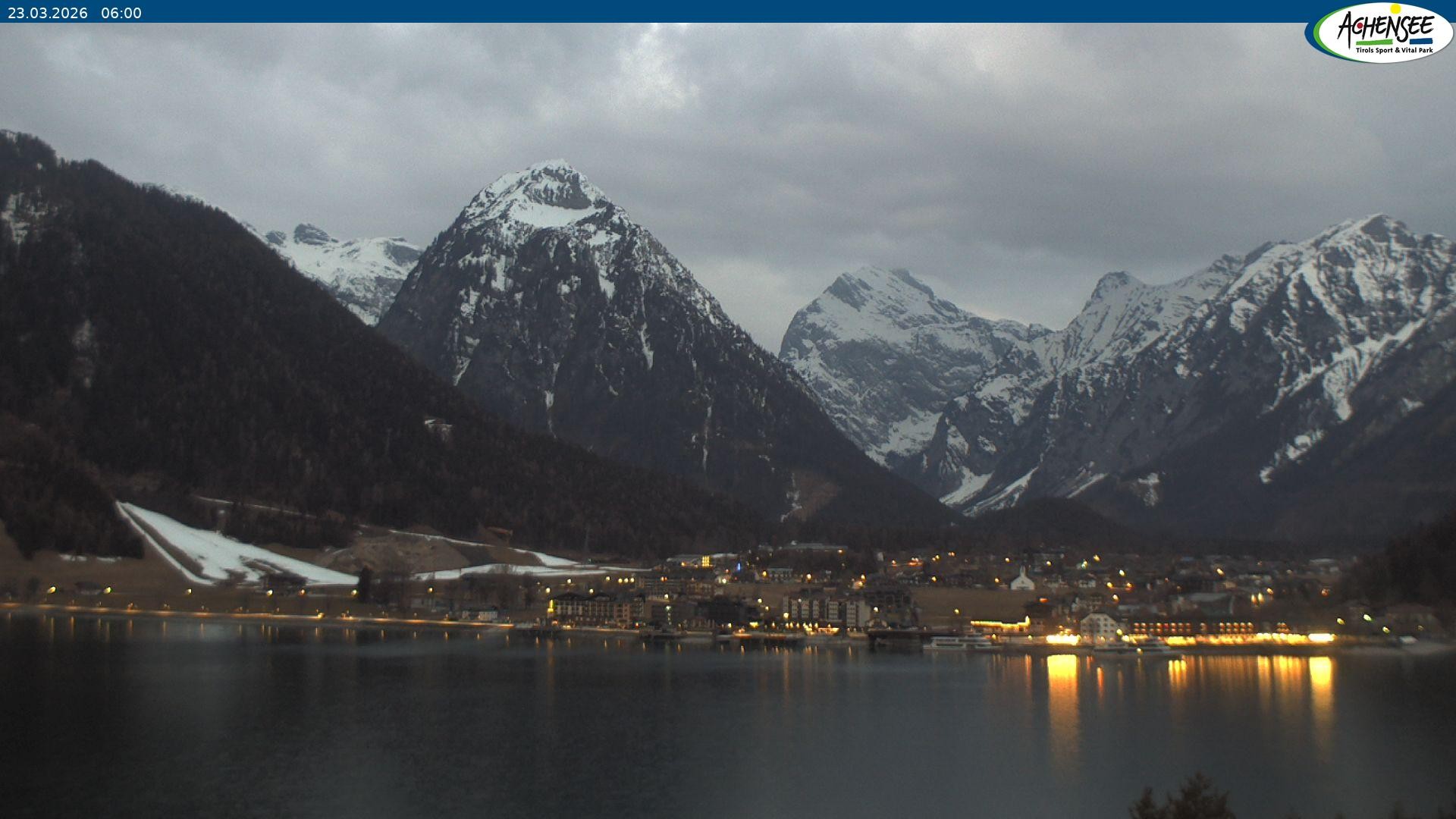 Archived image Webcam Inn Bergkristall / Maurach