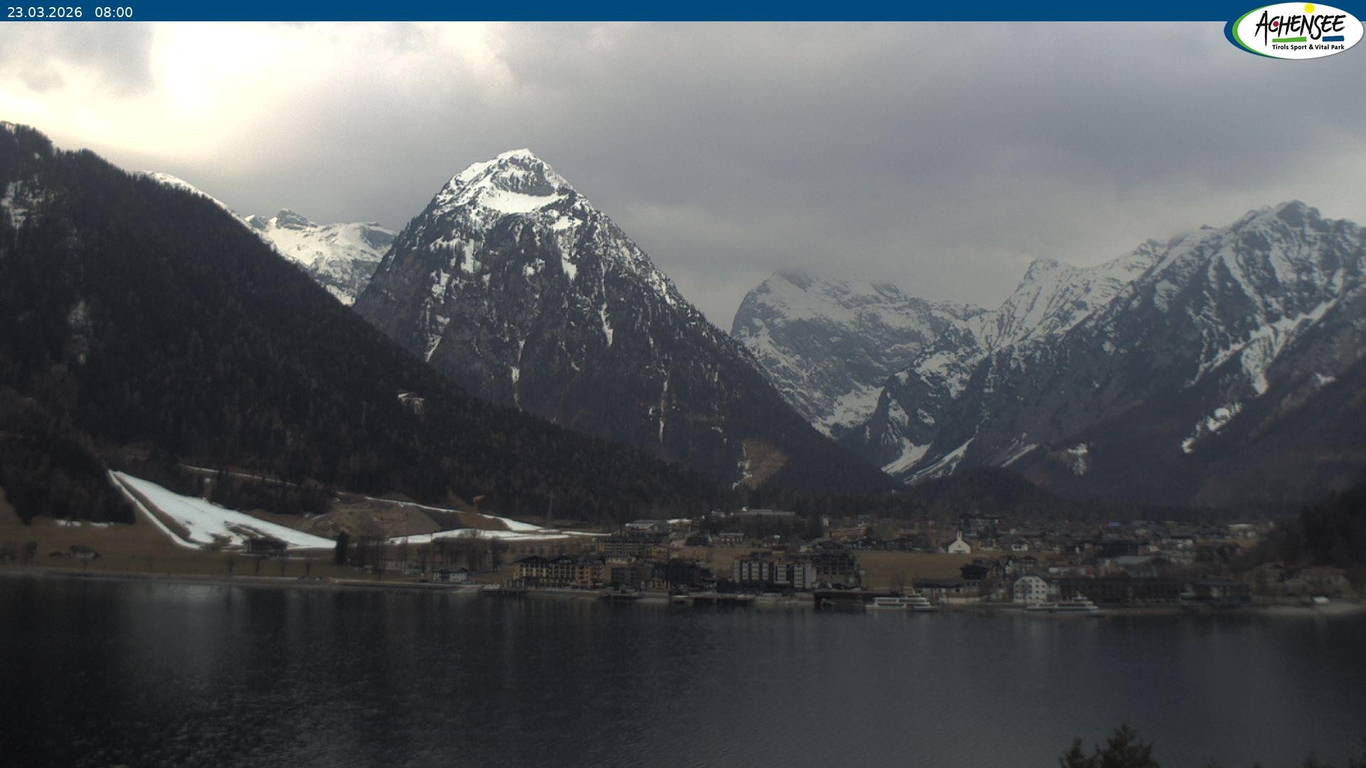 Archived image Webcam Inn Bergkristall / Maurach