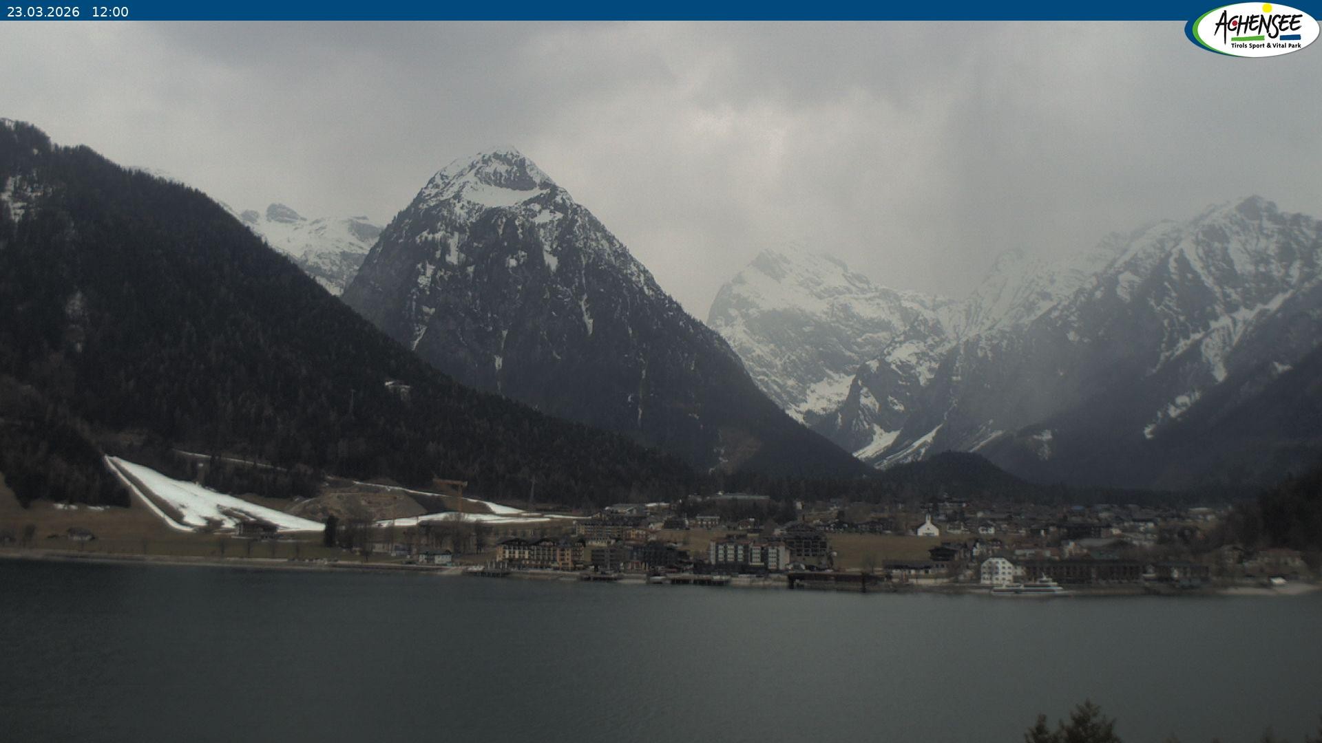 Archived image Webcam Inn Bergkristall / Maurach