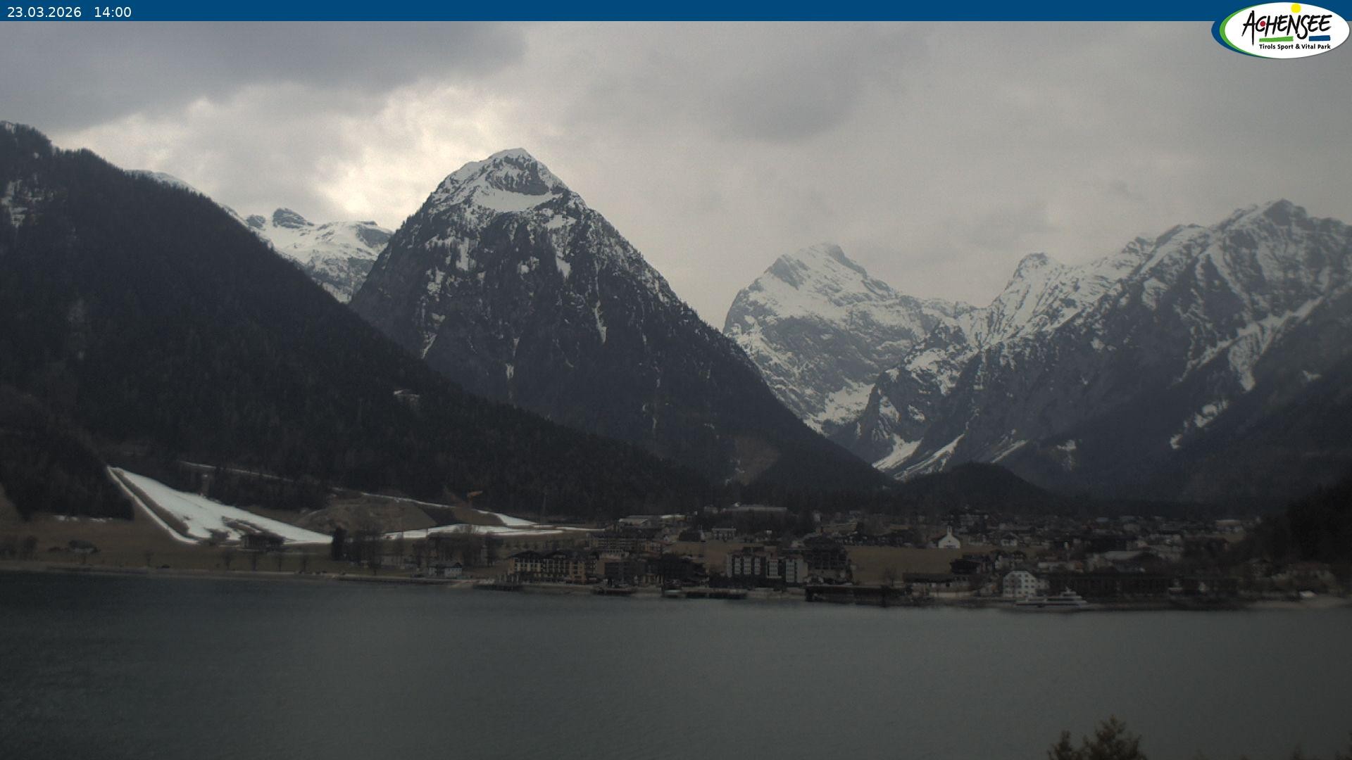 Archived image Webcam Inn Bergkristall / Maurach