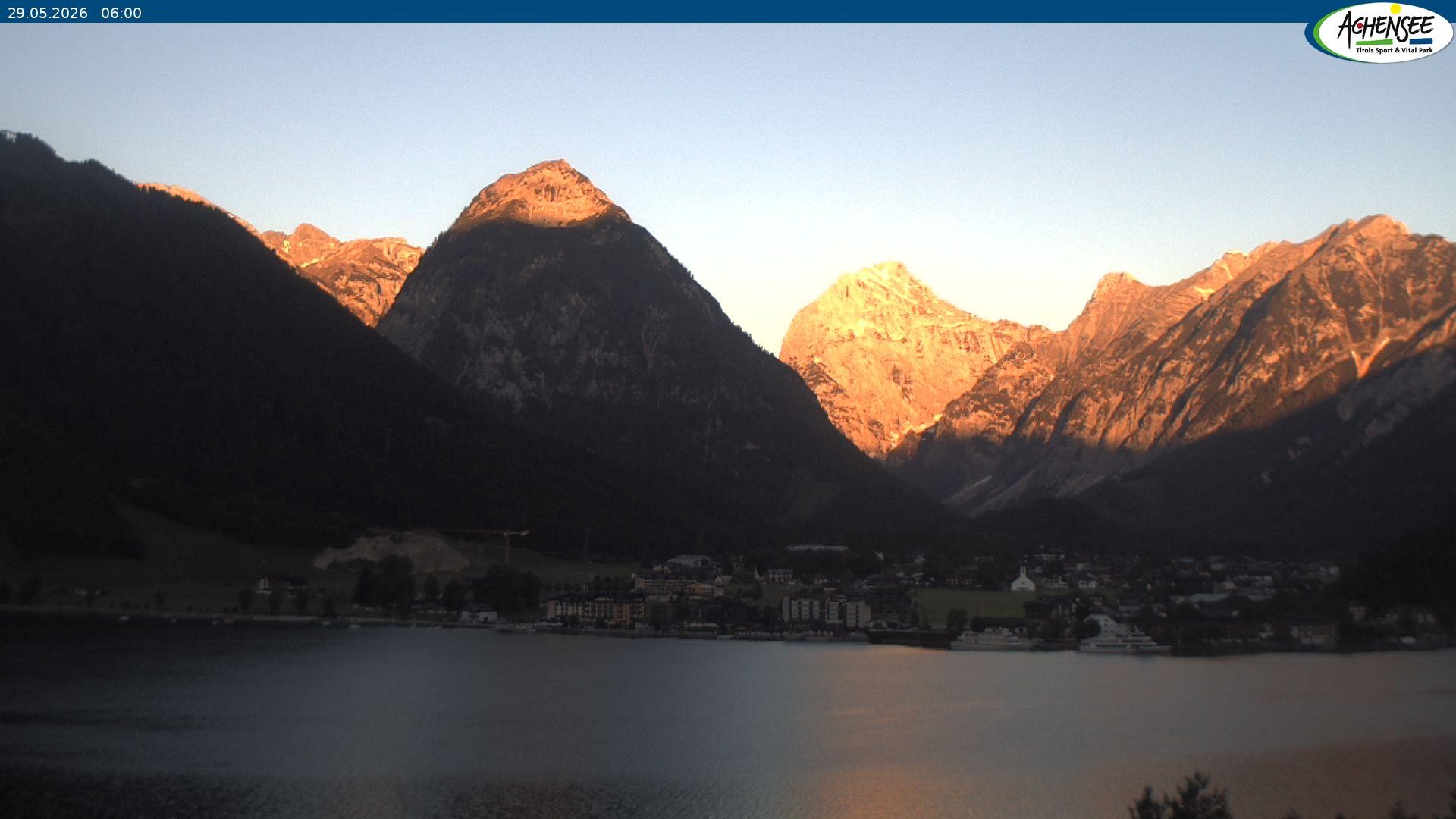 Archived image Webcam Inn Bergkristall / Maurach