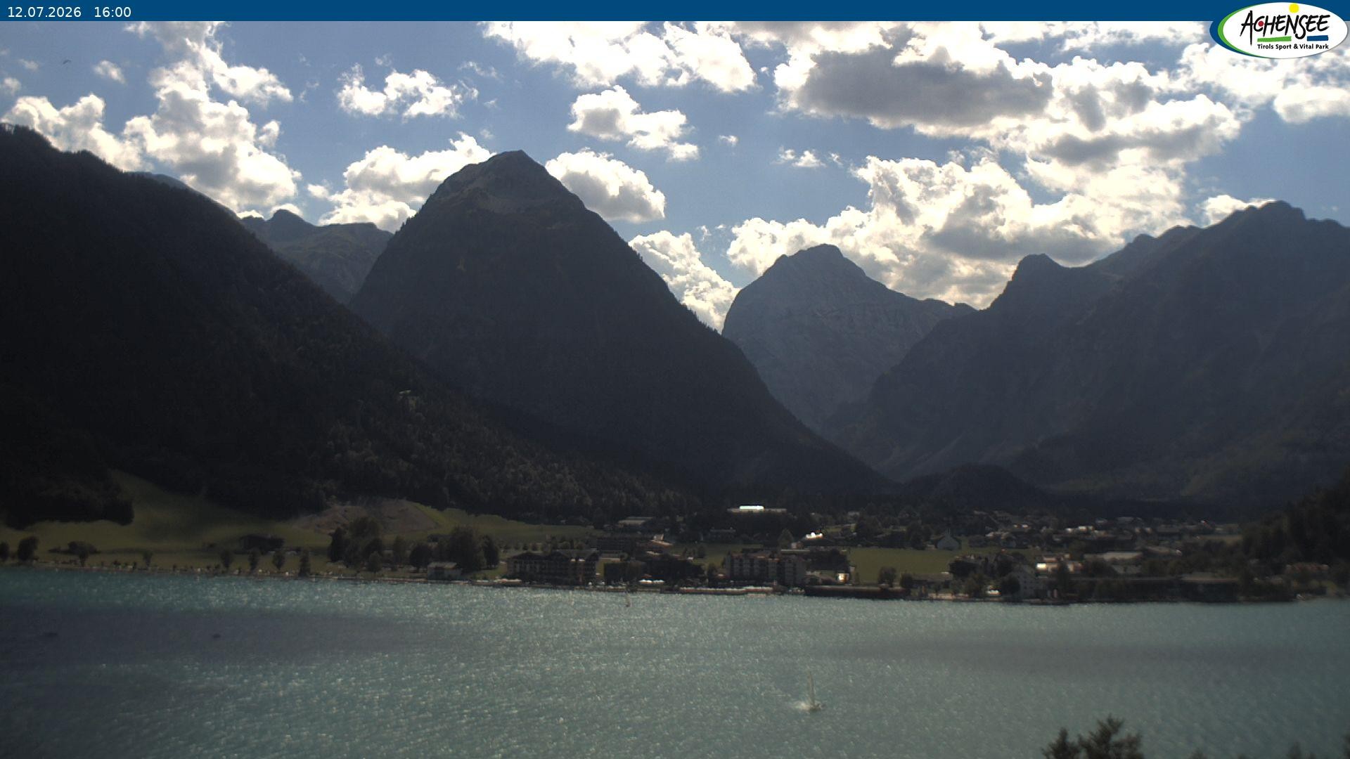 Archived image Webcam Inn Bergkristall / Maurach