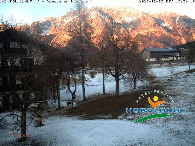 Archiv Foto Webcam Ramsau am Dachstein: Golfplatz am Kobaldhof