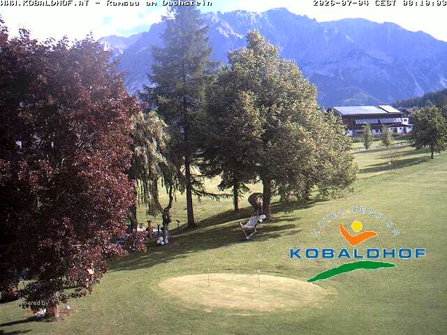 Archived image Webcam Ramsau am Dachstein: Golf course at the hotel Kobaldhof