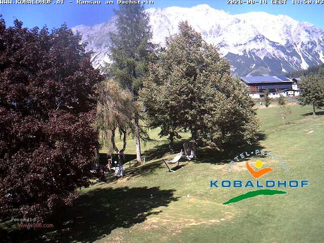Archived image Webcam Ramsau am Dachstein: Golf course at the hotel Kobaldhof