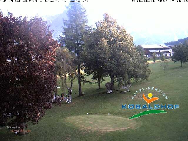 Archived image Webcam Ramsau am Dachstein: Golf course at the hotel Kobaldhof