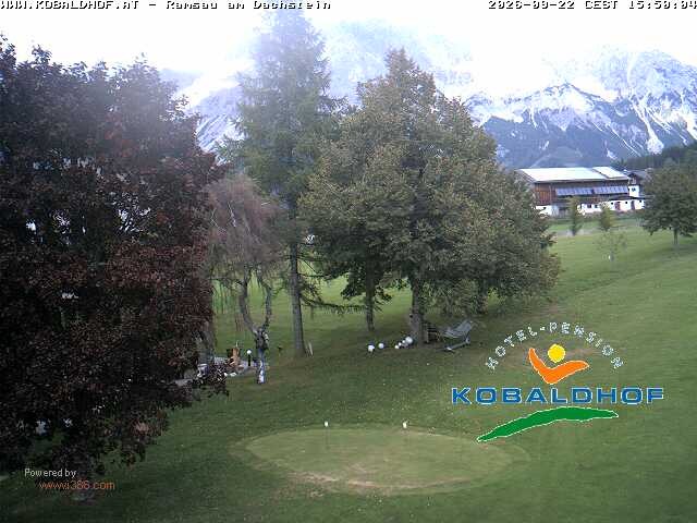 Archived image Webcam Ramsau am Dachstein: Golf course at the hotel Kobaldhof