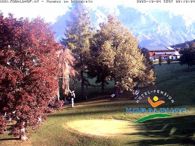 Archived image Webcam Ramsau am Dachstein: Golf course at the hotel Kobaldhof