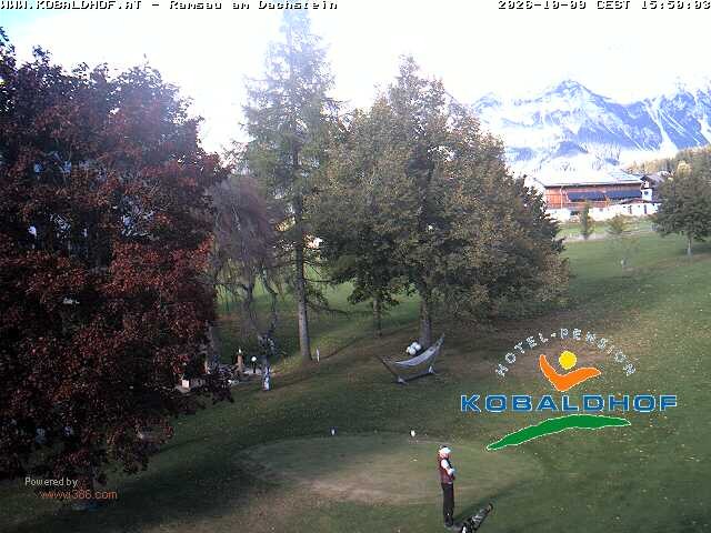 Archived image Webcam Ramsau am Dachstein: Golf course at the hotel Kobaldhof