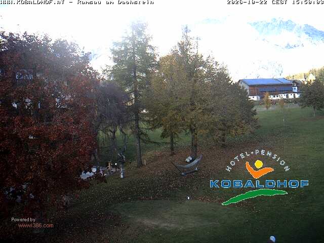 Archived image Webcam Ramsau am Dachstein: Golf course at the hotel Kobaldhof
