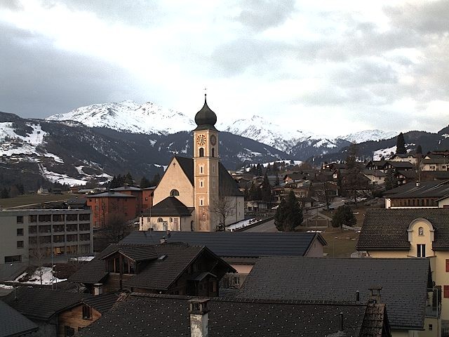 Archiv Foto Webcam Disentis/Mustér, Sogn Gions Kirche