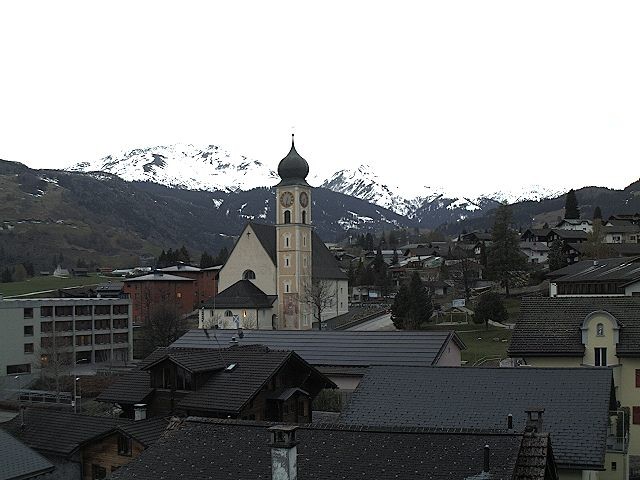 Archiv Foto Webcam Disentis/Mustér, Sogn Gions Kirche