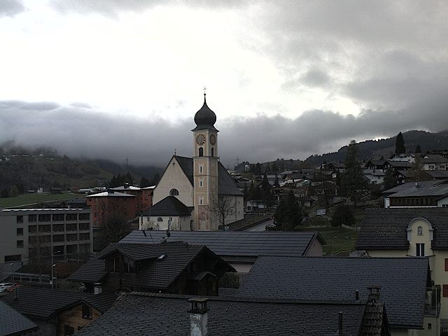 Archiv Foto Webcam Disentis/Mustér, Sogn Gions Kirche