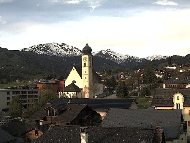 Archiv Foto Webcam Disentis/Mustér, Sogn Gions Kirche