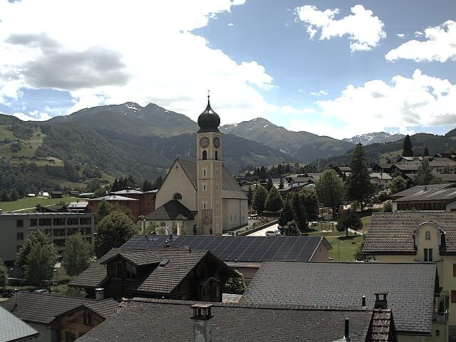 Archiv Foto Webcam Disentis/Mustér, Sogn Gions Kirche