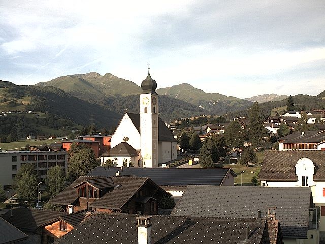 Archiv Foto Webcam Disentis/Mustér, Sogn Gions Kirche