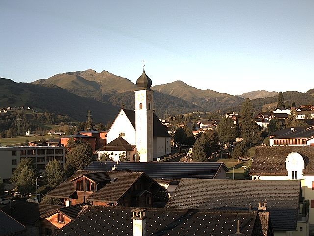 Archiv Foto Webcam Disentis/Mustér, Sogn Gions Kirche