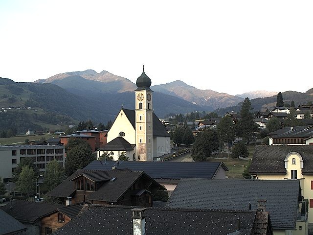 Archiv Foto Webcam Disentis/Mustér, Sogn Gions Kirche