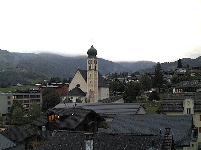 Archiv Foto Webcam Disentis/Mustér, Sogn Gions Kirche