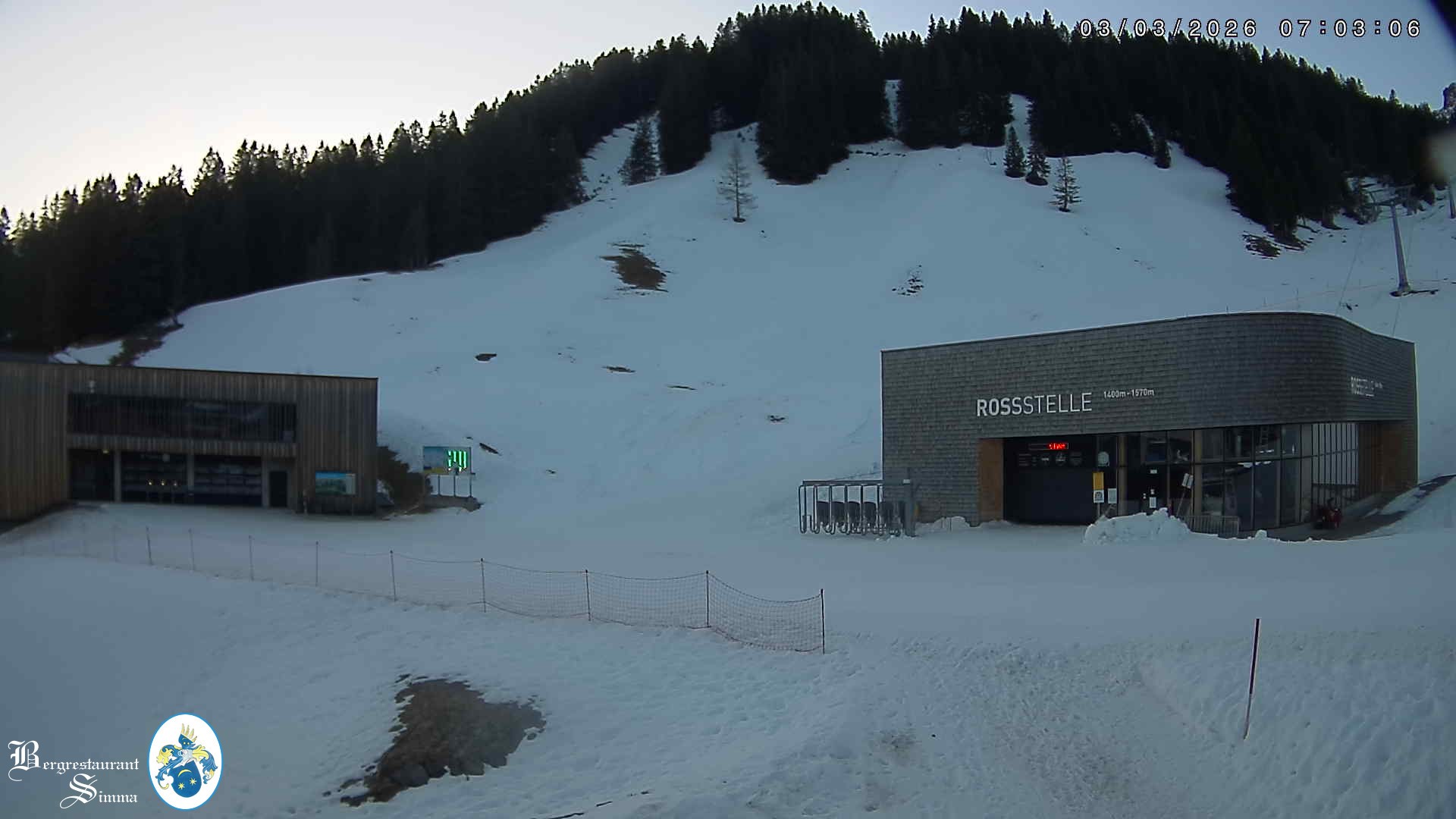 Archiv Foto Webcam Mellau: Sonnenterrasse Bergrestaurant Simma