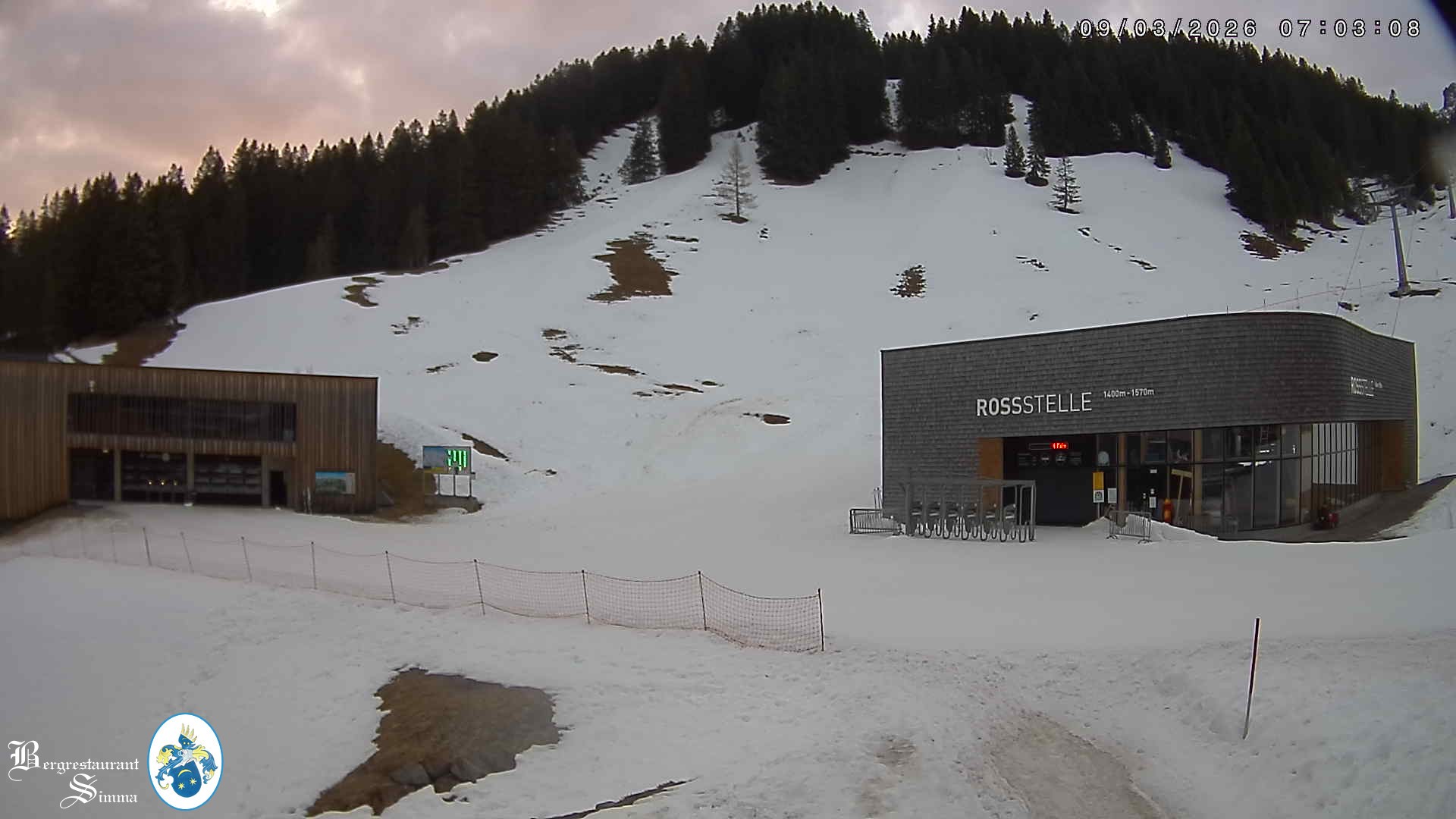 Archiv Foto Webcam Mellau: Sonnenterrasse Bergrestaurant Simma