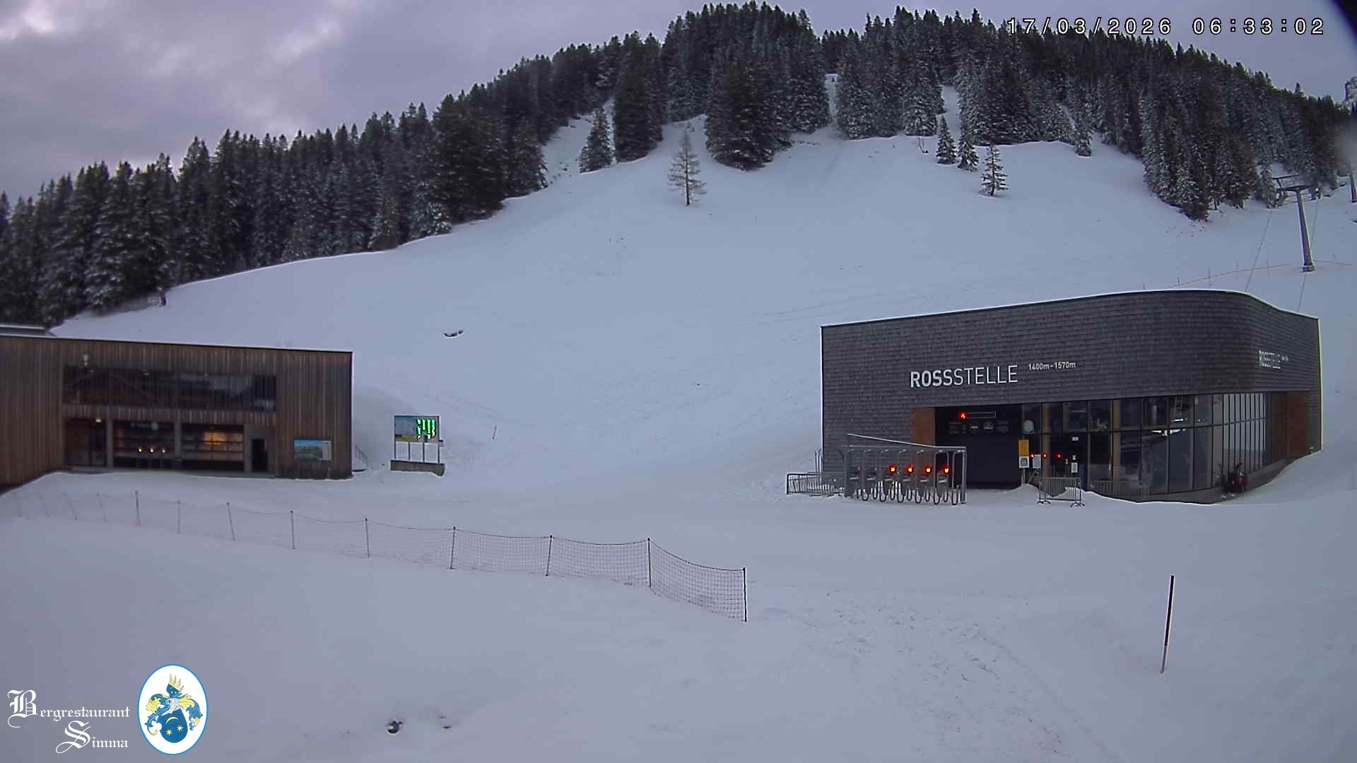 Archiv Foto Webcam Mellau: Sonnenterrasse Bergrestaurant Simma