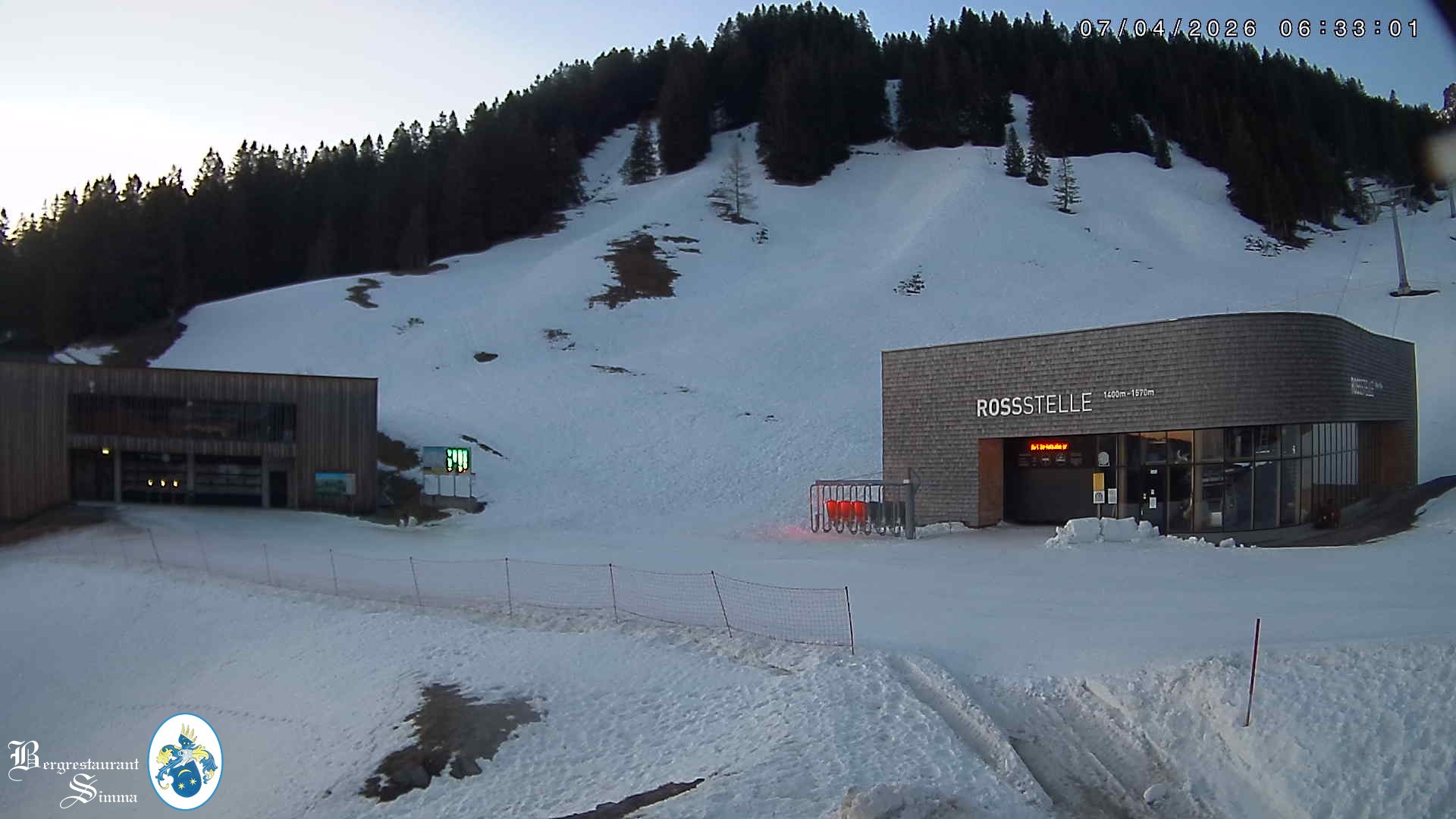 Archiv Foto Webcam Mellau: Sonnenterrasse Bergrestaurant Simma