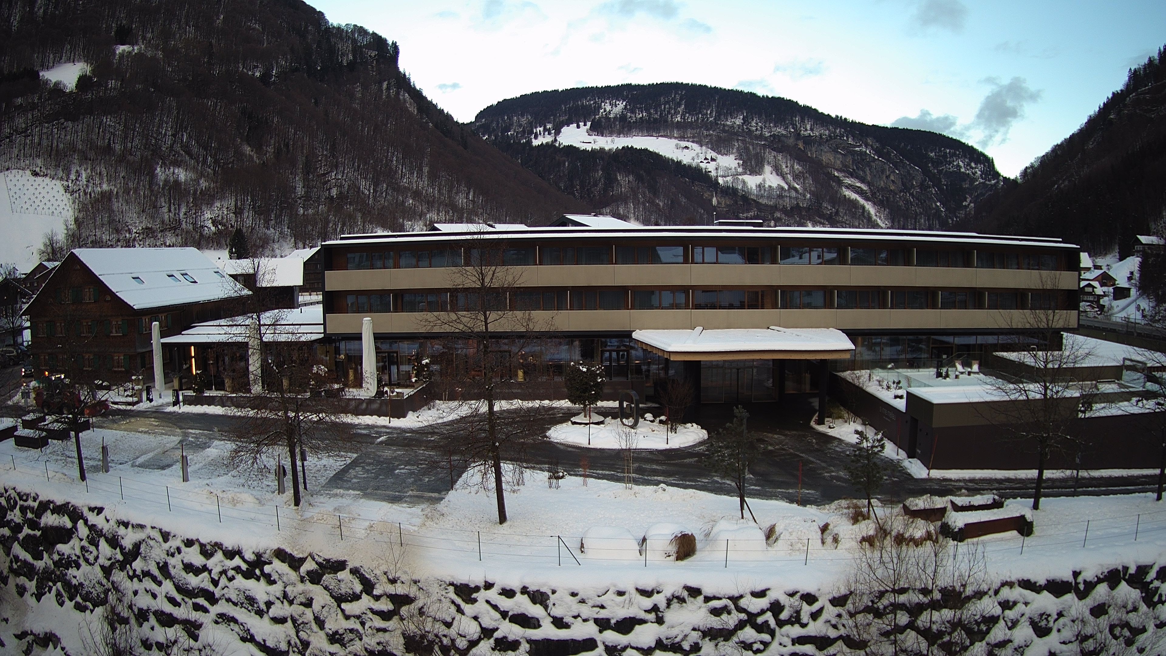 Archiv Foto Webcam Hotel Sonne in Mellau