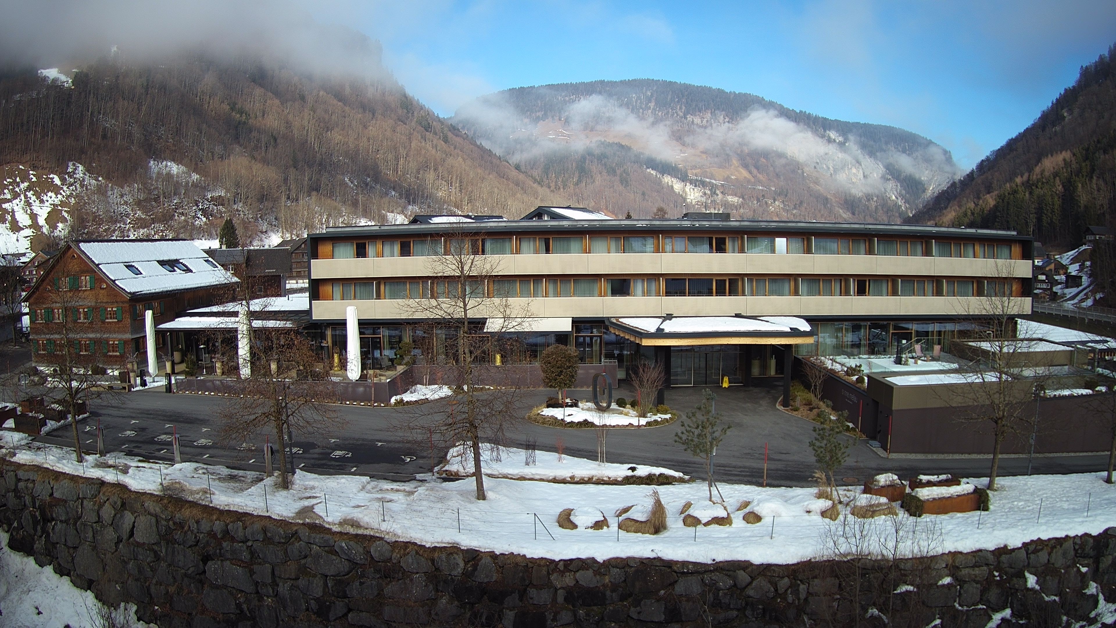 Archiv Foto Webcam Hotel Sonne in Mellau