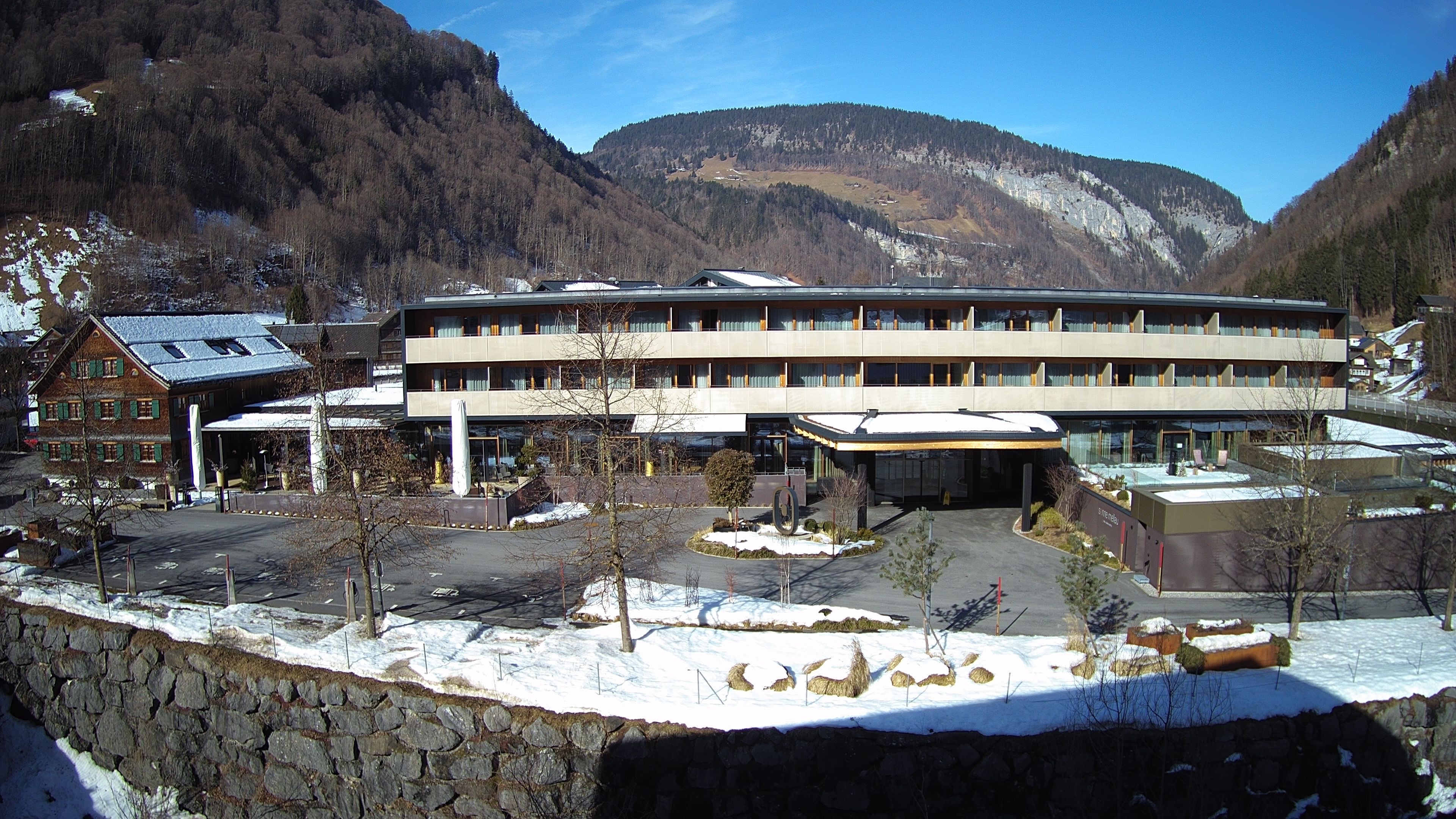 Archiv Foto Webcam Hotel Sonne in Mellau