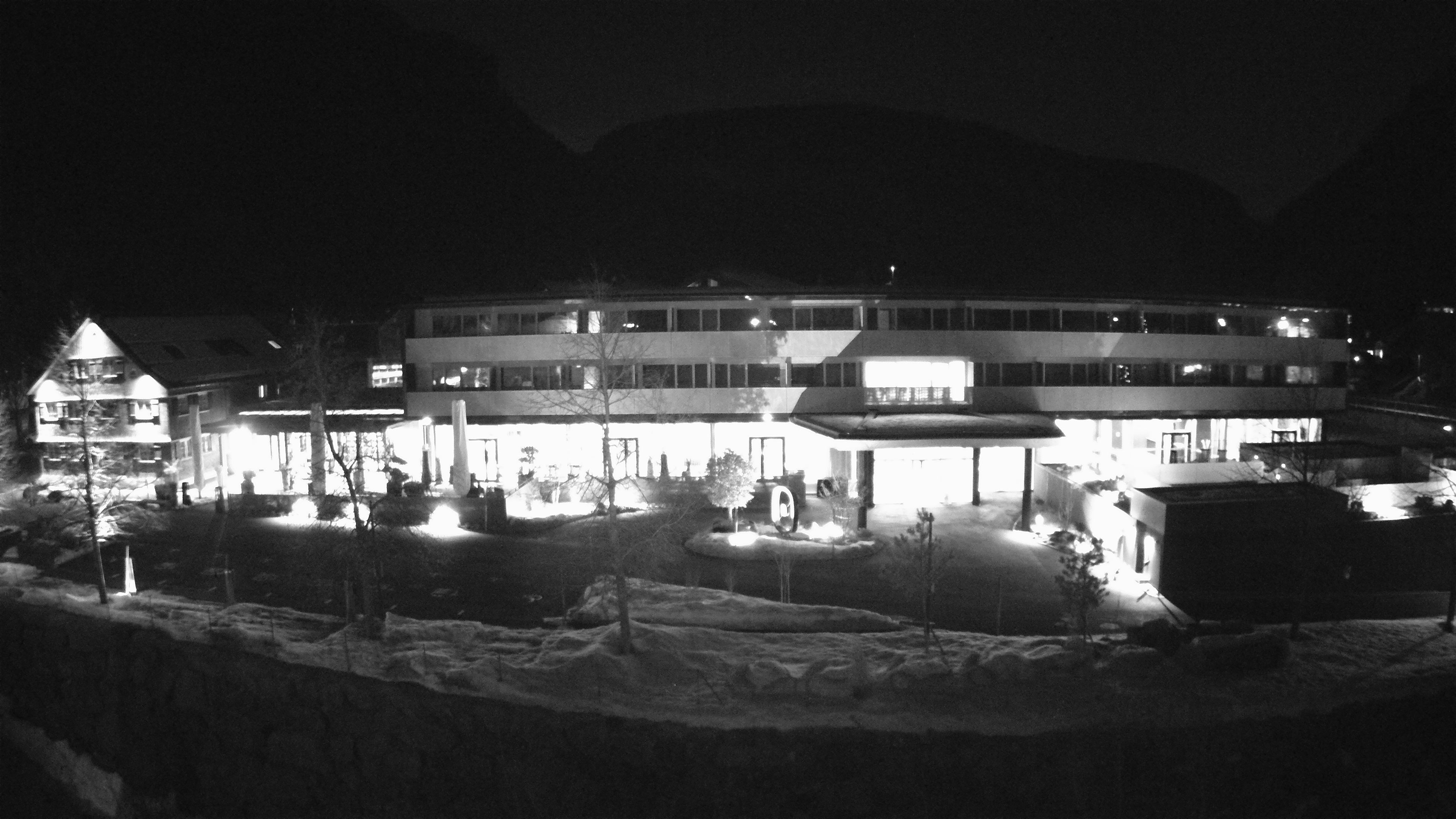 Archiv Foto Webcam Hotel Sonne in Mellau