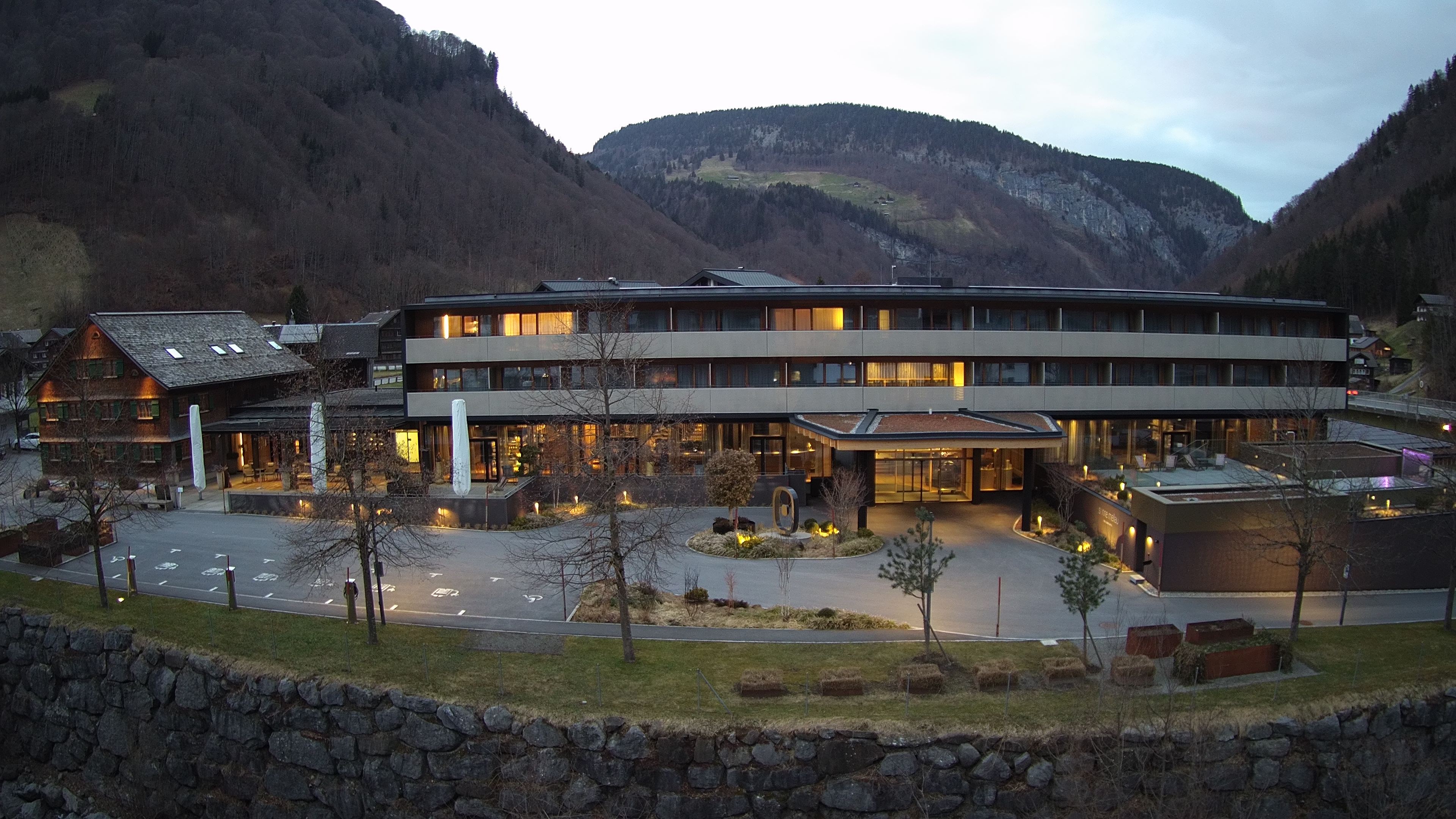 Archiv Foto Webcam Hotel Sonne in Mellau