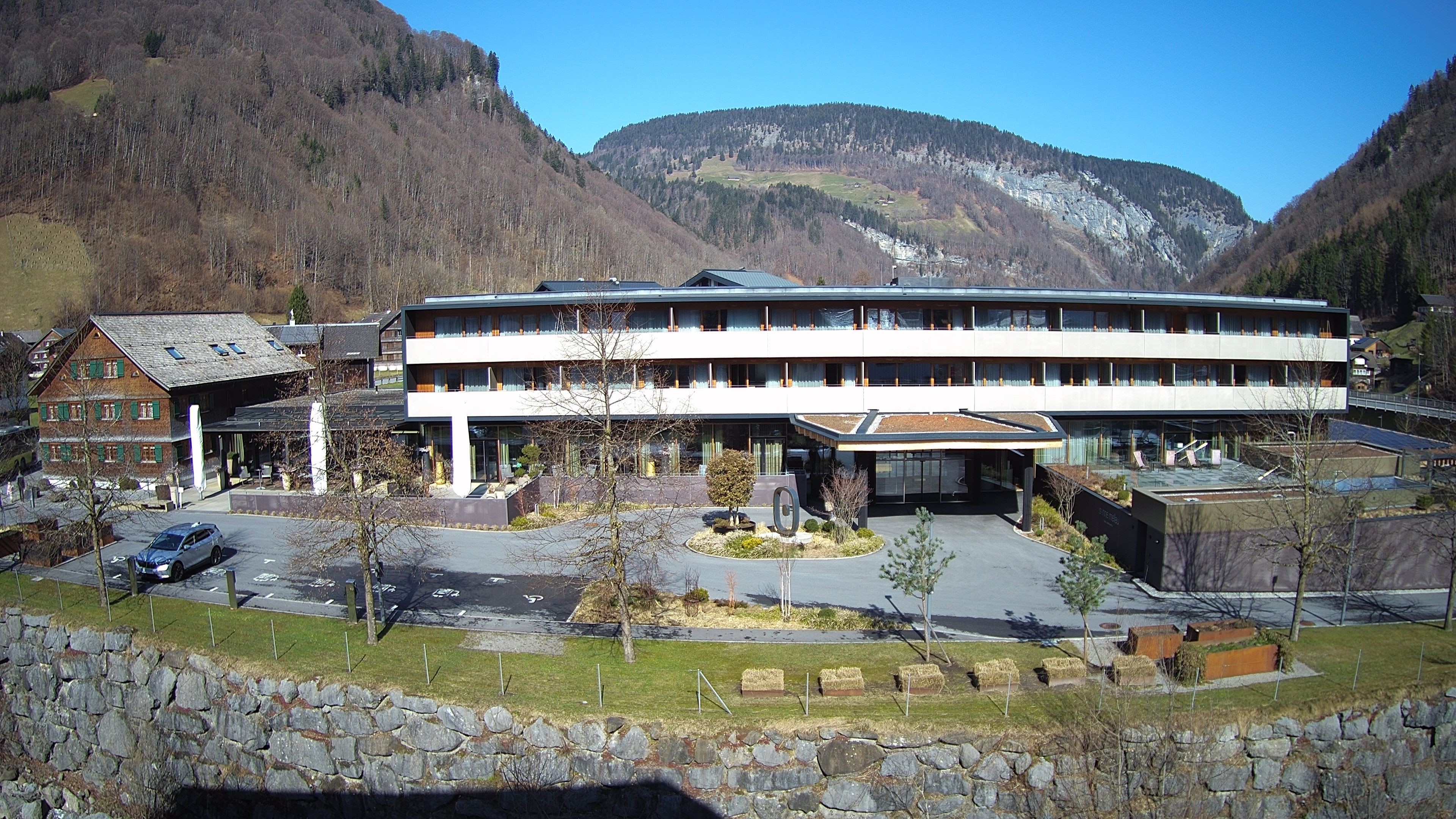 Archiv Foto Webcam Hotel Sonne in Mellau