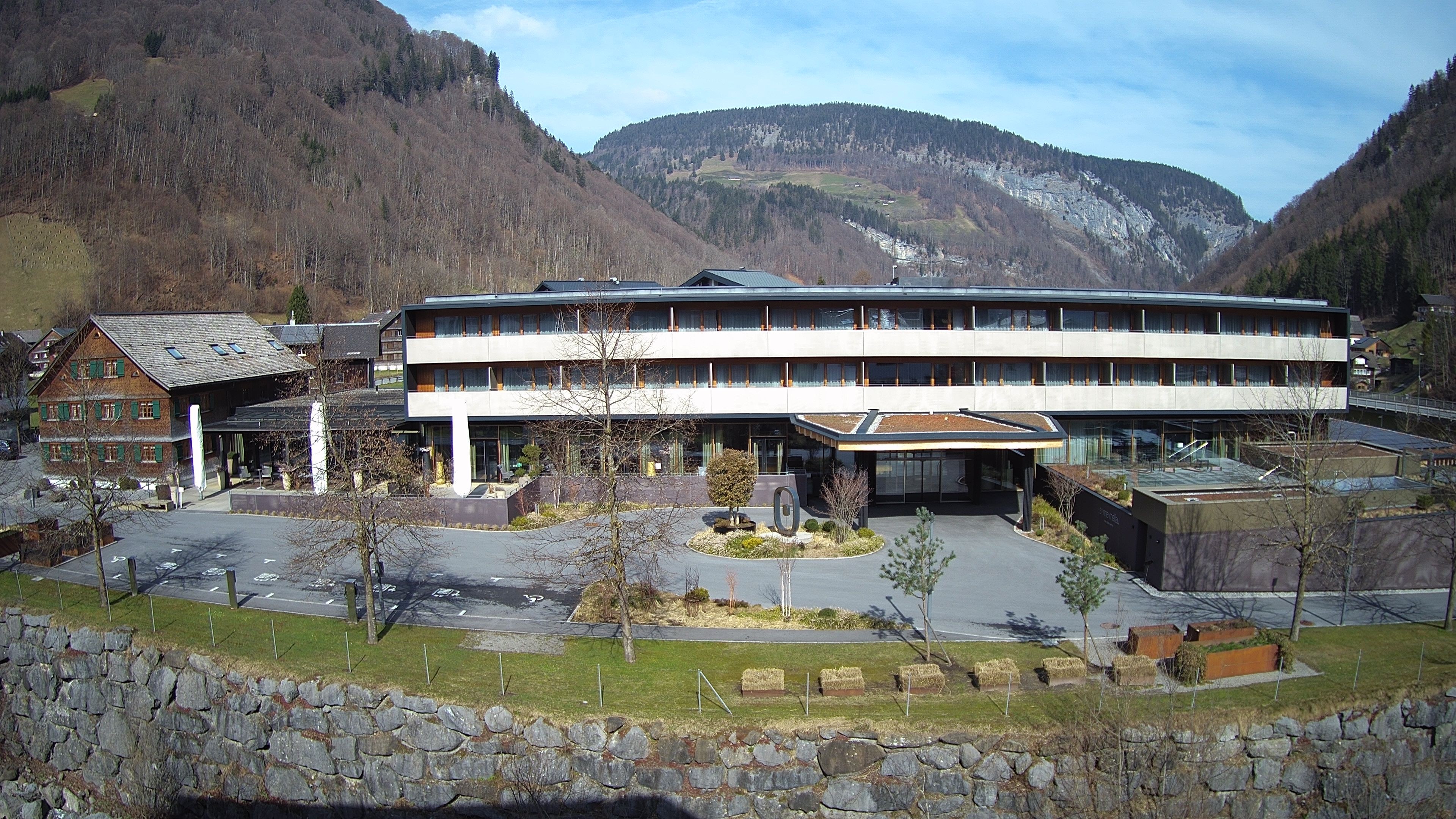 Archiv Foto Webcam Hotel Sonne in Mellau