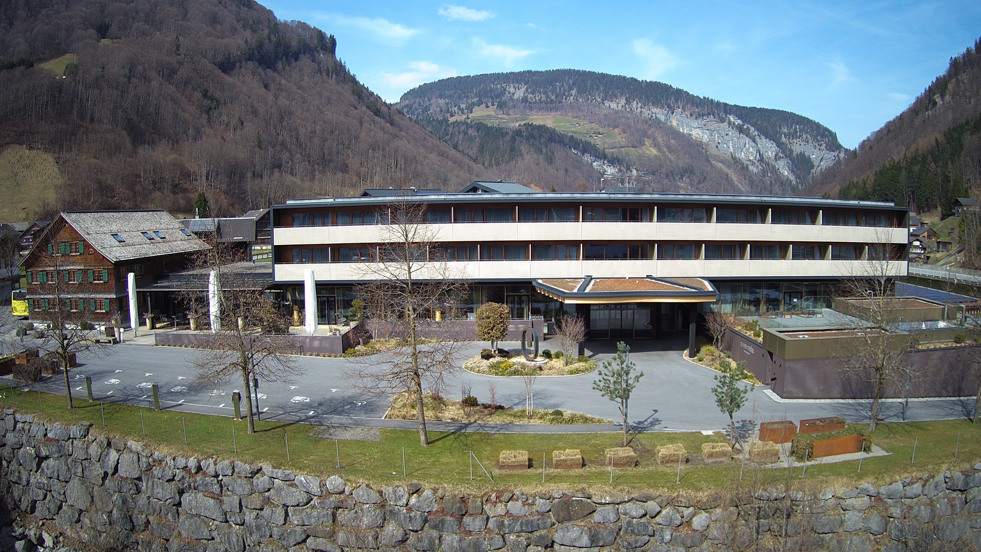 Archiv Foto Webcam Hotel Sonne in Mellau