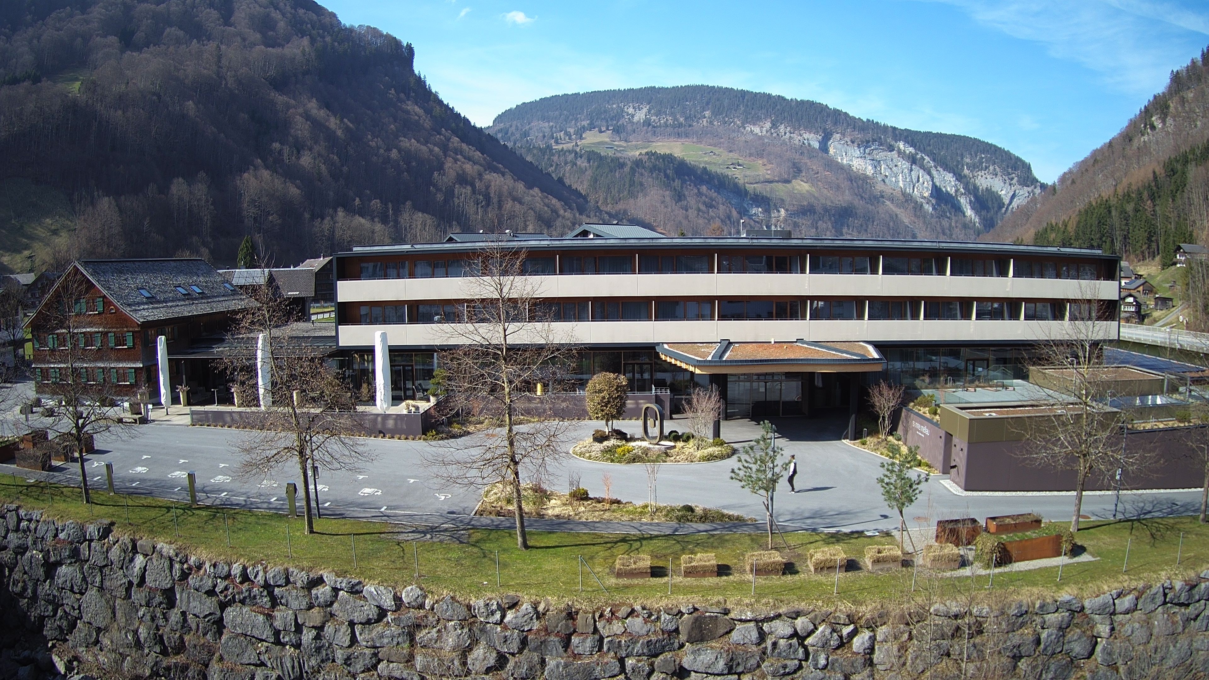 Archiv Foto Webcam Hotel Sonne in Mellau