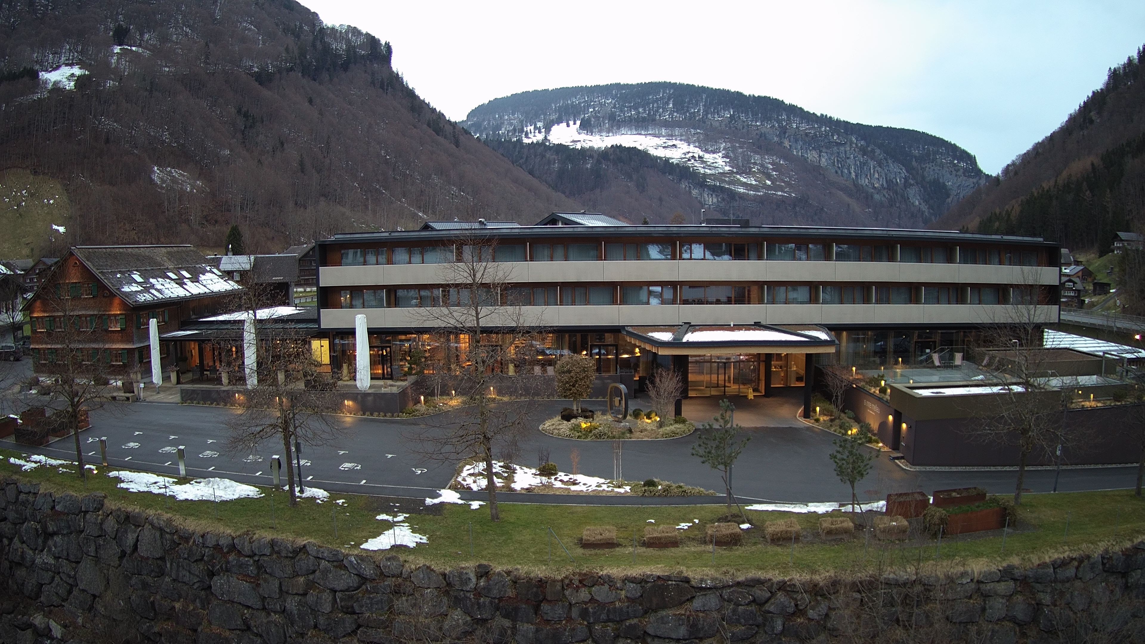 Archiv Foto Webcam Hotel Sonne in Mellau