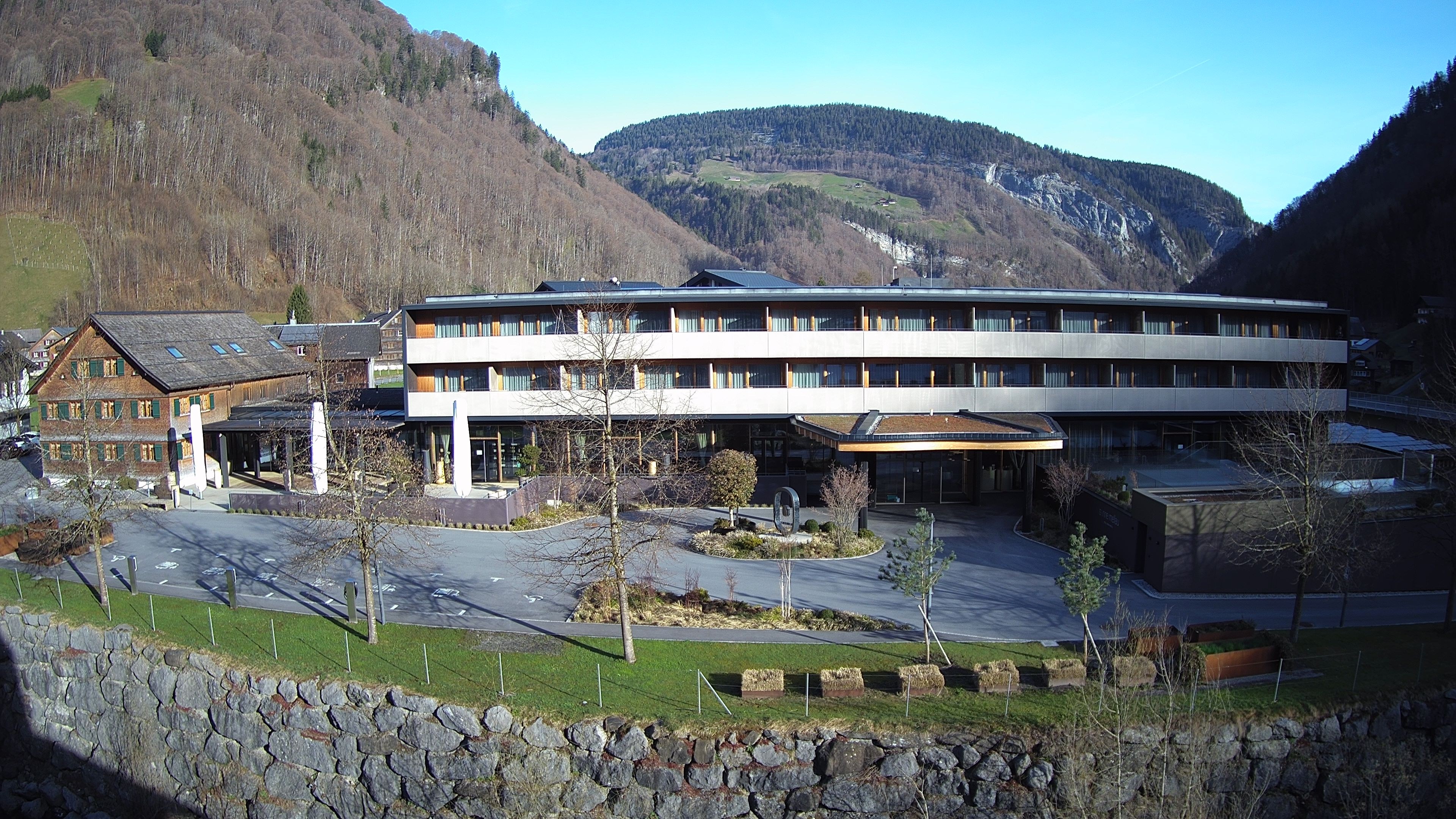 Archiv Foto Webcam Hotel Sonne in Mellau