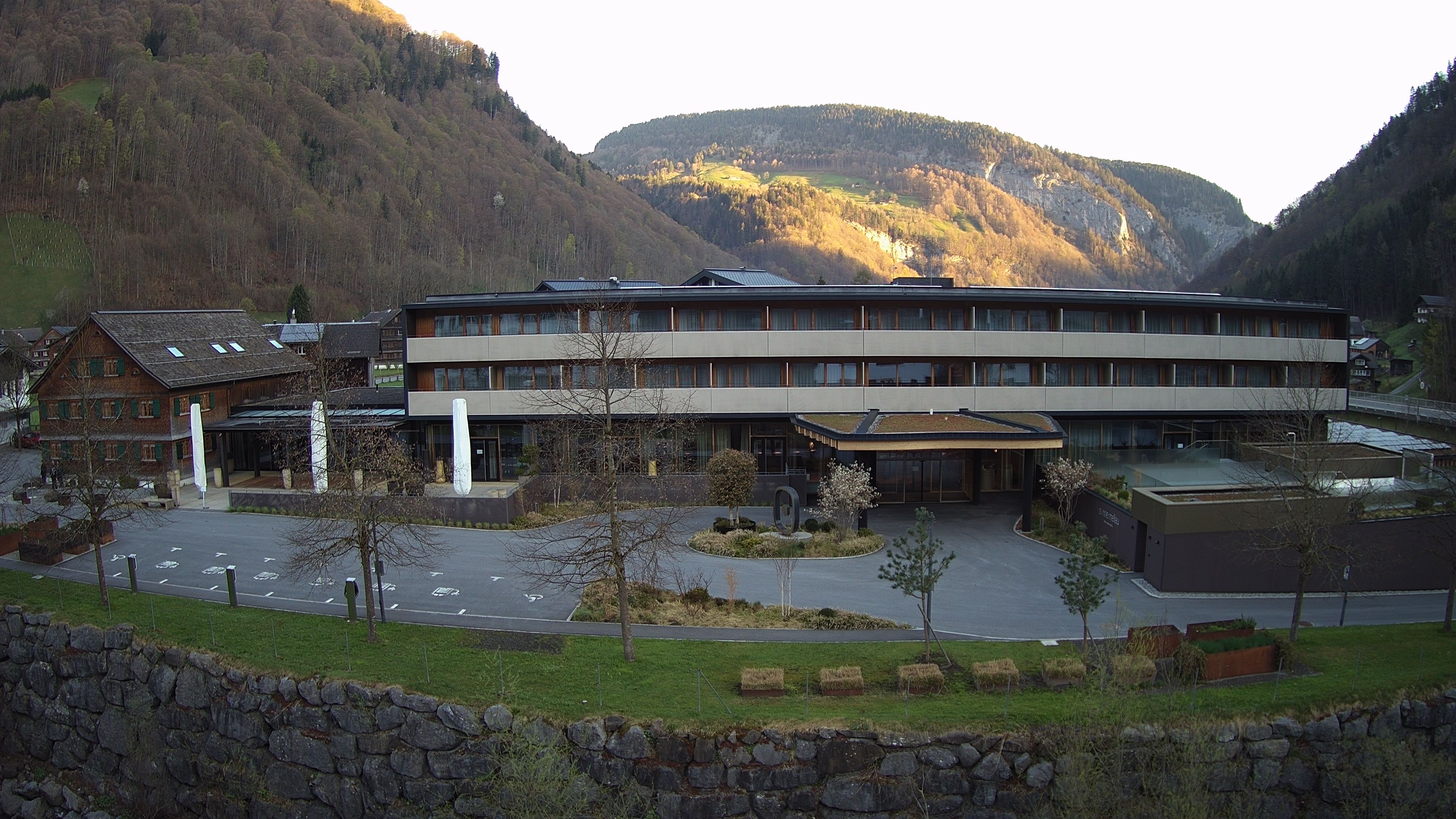 Archiv Foto Webcam Hotel Sonne in Mellau